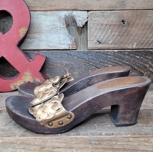Vintage Sexy MIA Wooden Gold Leather Slip On Shoes
